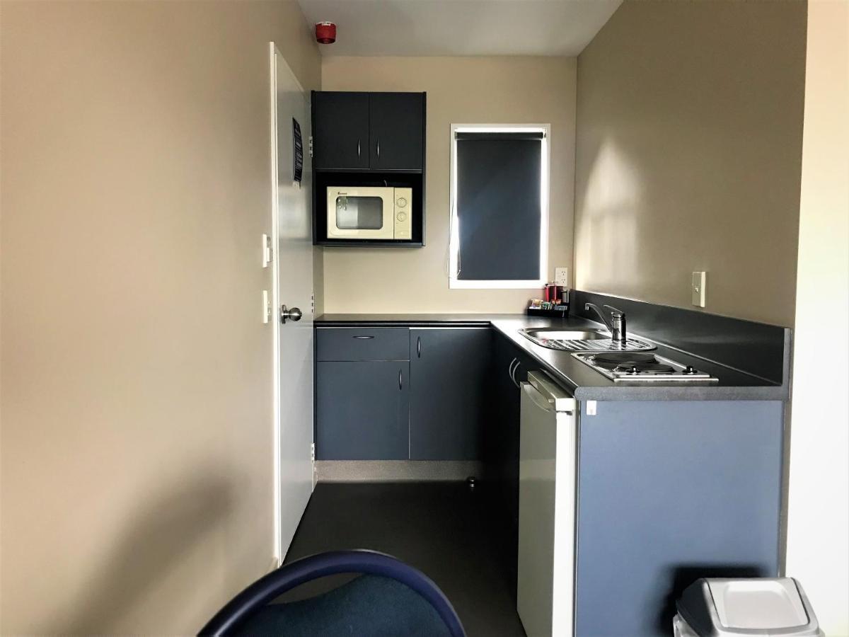 Phoenix Motels Temuka Esterno foto
